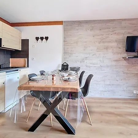 Renove 2p, Balcon Sud-ouest, Pied Des Pistes, Parking, Wifi, Non Fumeur. - Fr-1-344-1215